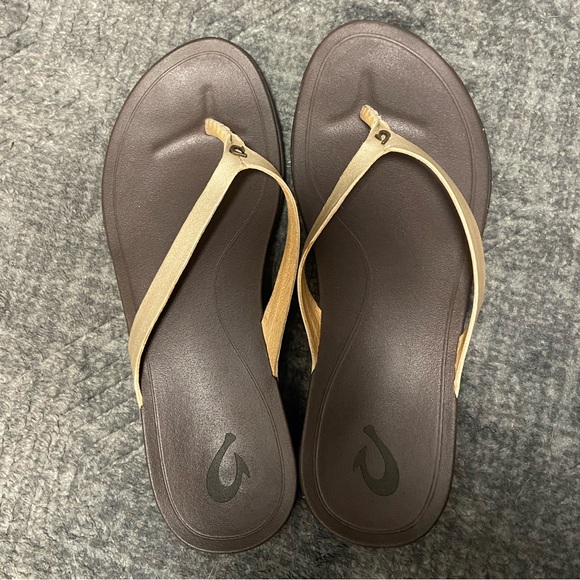Women's OluKai Ho'opio Leather Flip Flop - Picture 1 of 4